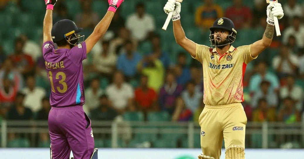 পঞ্চাশ রানের ফাইনাল: এশিয়ার ক্রিকেট যে ম্যাচটা কখনো খেলে না